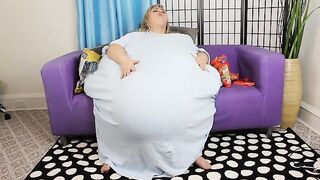 SSBBW Feedee Ivy Davenport Eats till she Pops Explodes