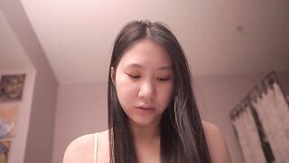 Asian Teen ASMR - Matthew 19-20