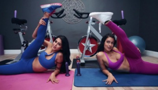 Yoga And Dildo-Cycling In An Amazing Colorful Video