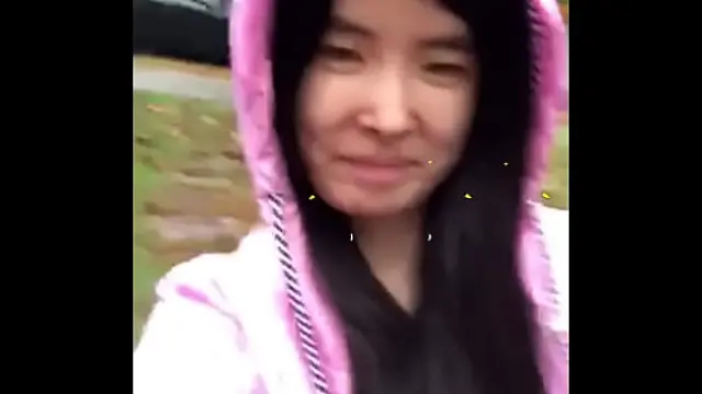 Asian Teen publicly reveals herself in the rain&excl;