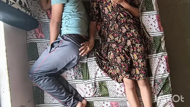 Desi bhabhi Shivani seduces sleeping devar and rides him in Amazon pose&period;