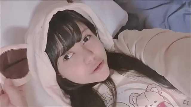 Cutie young girl massaging her tiny pussy - hana lily