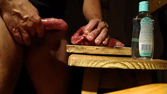 TAKING A QUADRIL TAIL AND FILLING IT WITH MILK