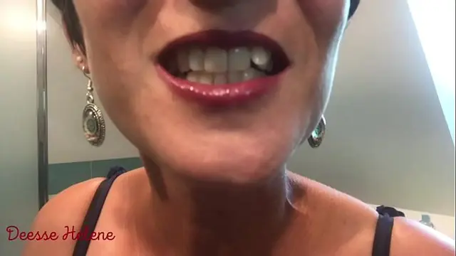 ASMR Mouth Goddess H&eacute;l&egrave;ne on Vends-ta-culotte&period;com
