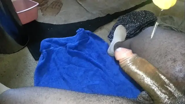 8-28-13 cumshot
