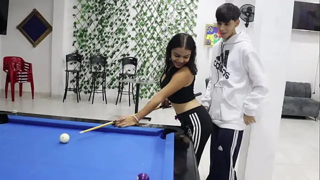 MY FRIEND from UNIVERSITY comes to the BILLIARDS where I WORK because she wants to LEARN to PLAY with me and SEDUCES me