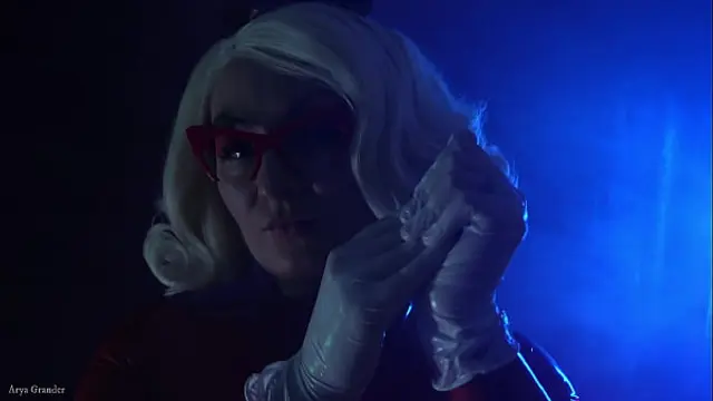 ASMR&colon; vinyl nitrile MEDICAL GLOVES FETISH &lpar;blogger in latex rubber Halloween costume&rpar;