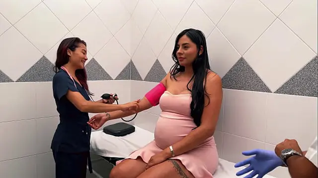 Fucking a pregnant woman in a medical consultation