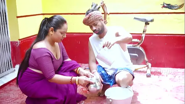 milkman antim harcore fuck with arshi Bhabhi when she was alone at home full movie &lpar; hindi audio &rpar;