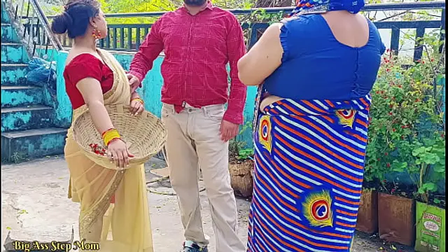 Indian Outdoor Sex With Hot Step Daughter and Step Mom Threesome Sex with Young boy&excl; Indian Teen Sex