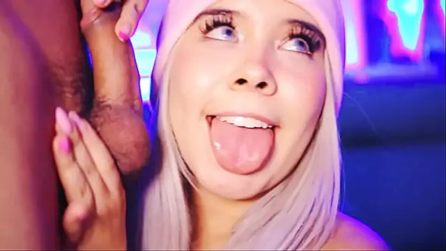 Valentina&comma; the Big-Bottomed Blonde&comma; Finds Joy in Sucking Cock Until Her Mouth Is Full&comma; Her Throat Her Temple&excl;