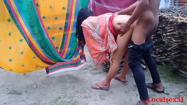 Desi indian Bhabi Sex In outdoor &lpar;Official video By Localsex31&rpar;