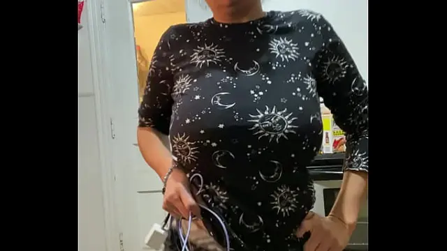 Anna Maria mature Latina black workout apparel part 1