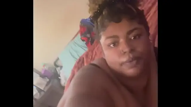 Sexy pregnant wife taking a creampie