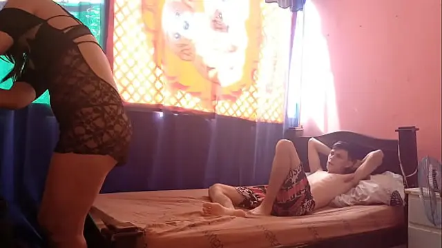 XXX VIDEOS IN SPANISH - REAL HOMEMADE SEX WITH MY FAVORITE COME FROM SCHOOL AND CAME INTO MY ROOM SO I COULD DO HER A YOUNG FAVOR -