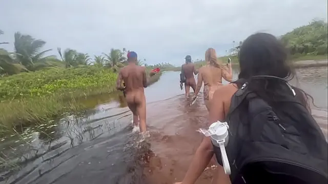 I went to have some sex with my friends in the Bahia swamp