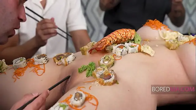 Coochie Sushi A Freeuse Japanese Delight - Suki Sin &vert; Boredma