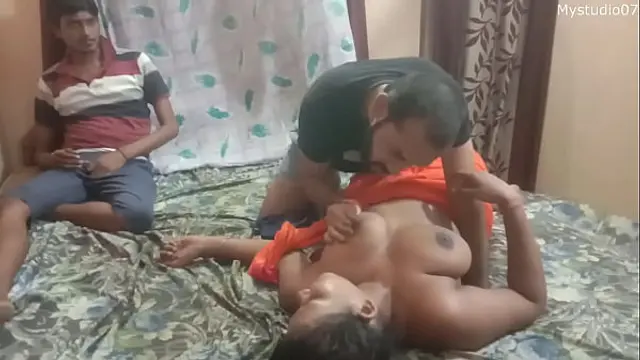 Small penis husband sharing his wife with cum inside her pussy&excl;&excl;