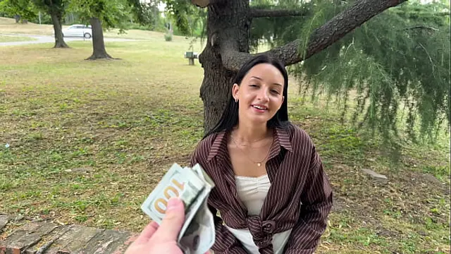 Picked Up Random Girl &ndash; Outdoor Blowjob &amp; Public Fuck