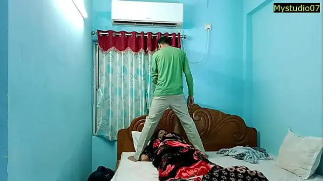 Cheating wife fucking with AC mechanic and her husband caught them on spot&excl;&excl;