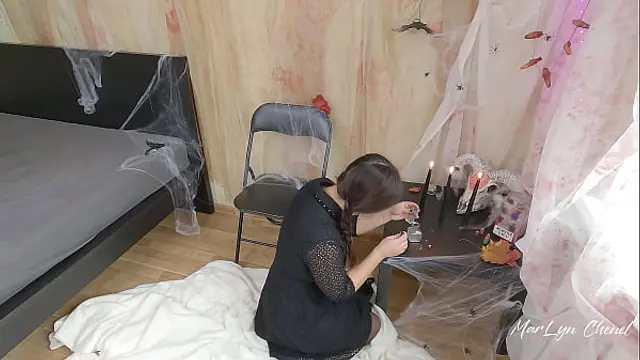 Halloween Cosplay - the Addams Family&comma; Weekdays of Wednesday &amp; Pugsley - MarLyn Chenel