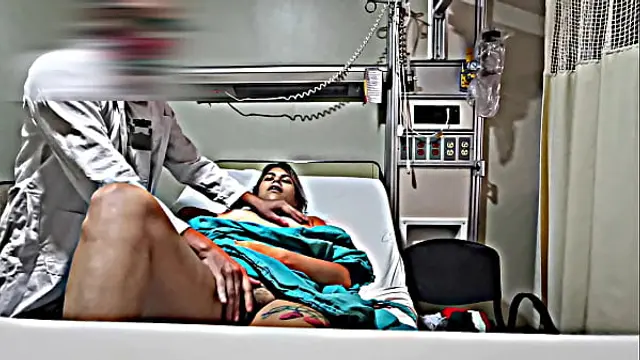 That's why it took so long to see me at IMMS&comma; the doctor sucks my tits  Daniela  Hyperversos