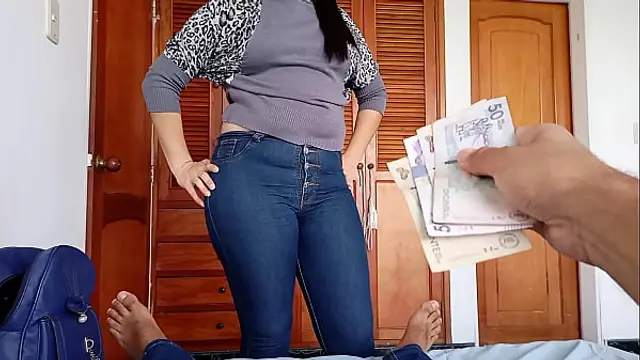 I offer her money to fuck her before she goes out with her friends&comma; she sucks my dick very well and I give her everything I have&comma; they almost discover us