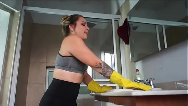 Maid dirty sexual Adventures - Chapter &num;3 - The bathroom cam