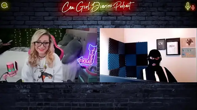Nude Gamer Diane King - Cam Girl Entrepreneur