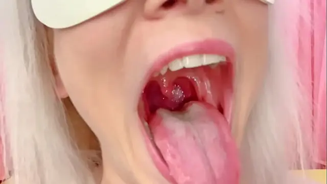 VORE&colon; MIA'S MIMI WHIPPED CREAM BREAKFAST