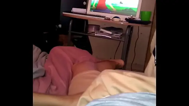 Homemade sex while watching a movie&excl;&excl;