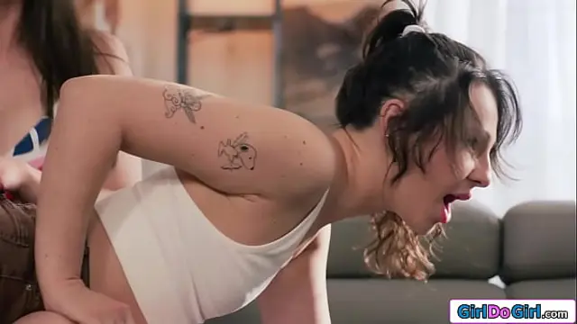 Busty stepmom found an excuse to spank petite stepdaughter