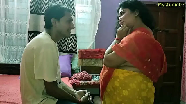 Indian Hot Bhabhi XXX sex with Innocent Boy&excl; With Clear Audio