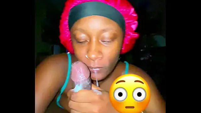 Big booty ebony cums on BBC