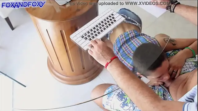 4K Hot teen does deep blowjob under table