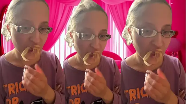 ASMR Bursting Bubblegum Bubbles listen in headphones