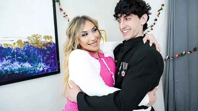 Decorated Military Man Is Too Close To His step Maw - Mia James &vert; BoredMa