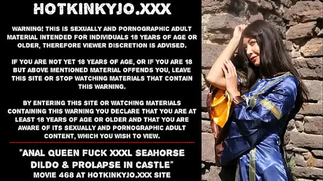 Anal Queen fuck XXXL Seahorse dildo &amp; prolapse in castle