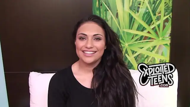 This Brunette 19 Year Old Has Some NICE ALL Natural D Cup Titties