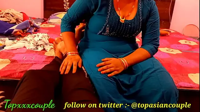 Close-up blowjob with cum in mouth &amp; swallow&period;