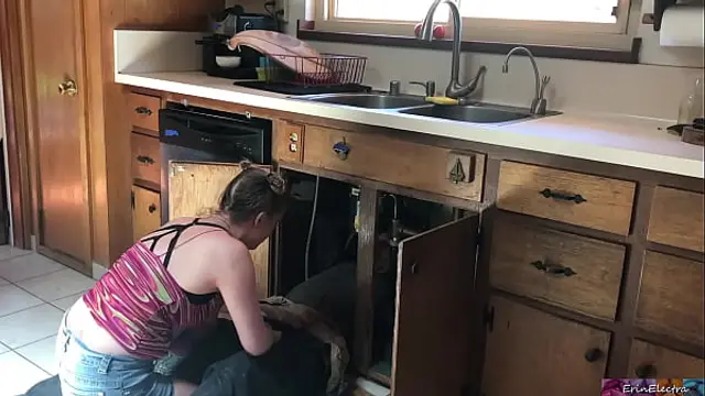 lucky plumber fucked by teen - Erin Electra