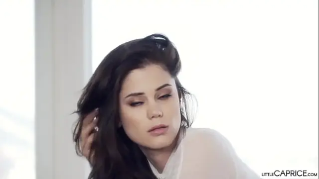 The hottest Pussy and Face in the World www&period;CapriceDivas&period;com