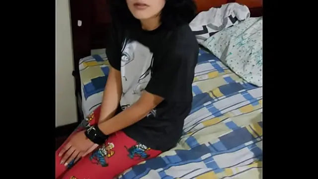 I told my stepsister to play a game and I ended up tying her up to fuck her in her delicious little pussy