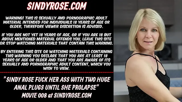 Sindy Rose fuck her ass with two huge anal plugs until she prolapse