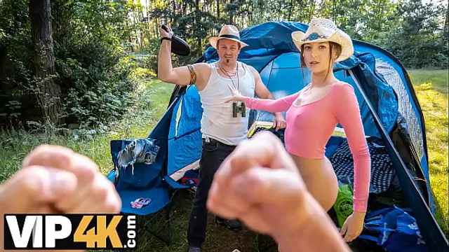 HUNT4K&period; I like sex as sweet as my strawberries