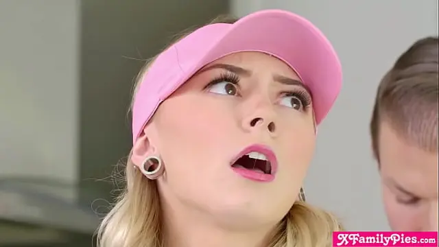 Stepbro gets a hole in one with his teen stepsister Chloe Temple