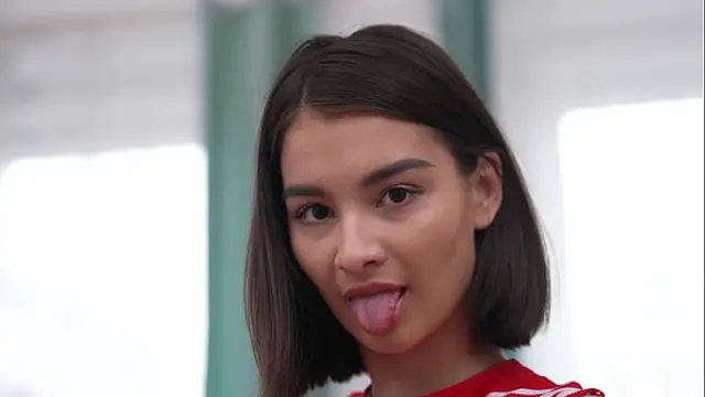 GANG BANG 5 on 1 - PISSED on Oriental Cheerleader teen &lpar; DPP DVP DP &rpar; WET