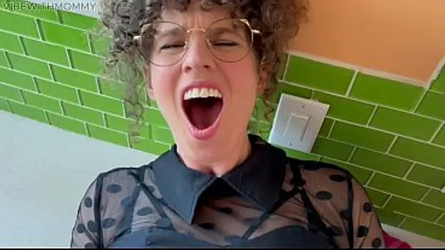 Stepmom&rsquo;s Tinder Date RUINED&colon; Now She&rsquo;s Taking Stepson&rsquo;s Load Up Her Ass to Shut Him Up&excl;