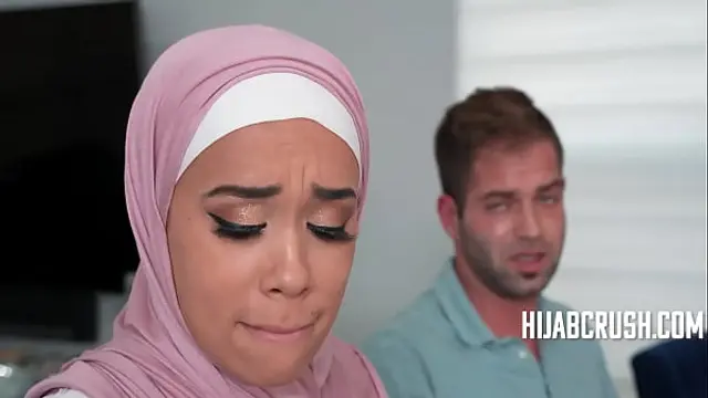 Helping My Arab Stepsis Be Less Of A Prude &vert; HijabCrush