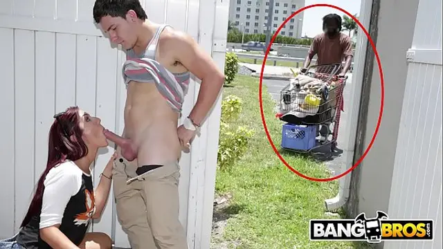 BANGBROS - Sophia Steele Gives Peter Green A Public Blowjob While Bum Walks On By